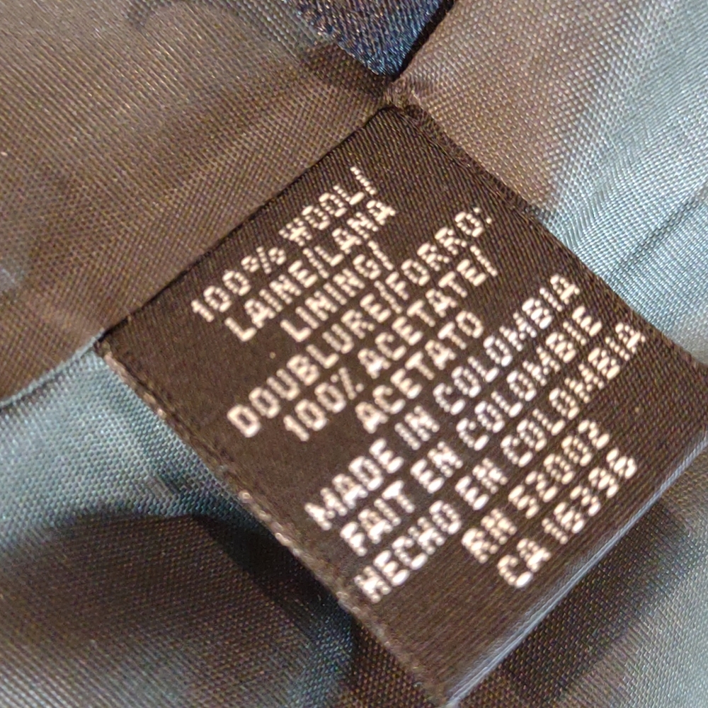 Woman 100% Wool Double Breasted Blazer by Liz Claiborne Size 12 - Picture 7 of 10